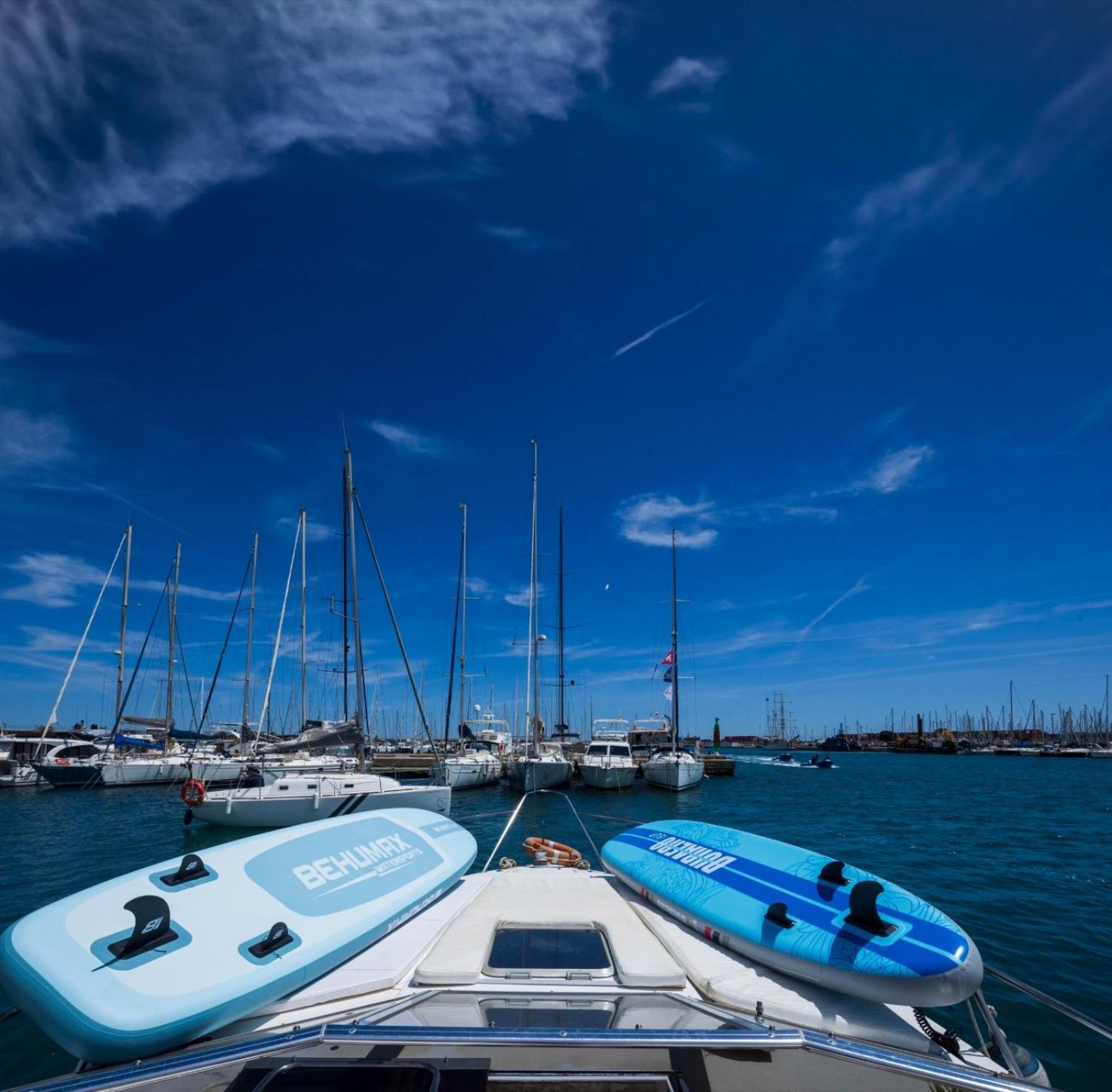 Alojamiento En Barco Voralamar Hotel Valencia Exterior foto